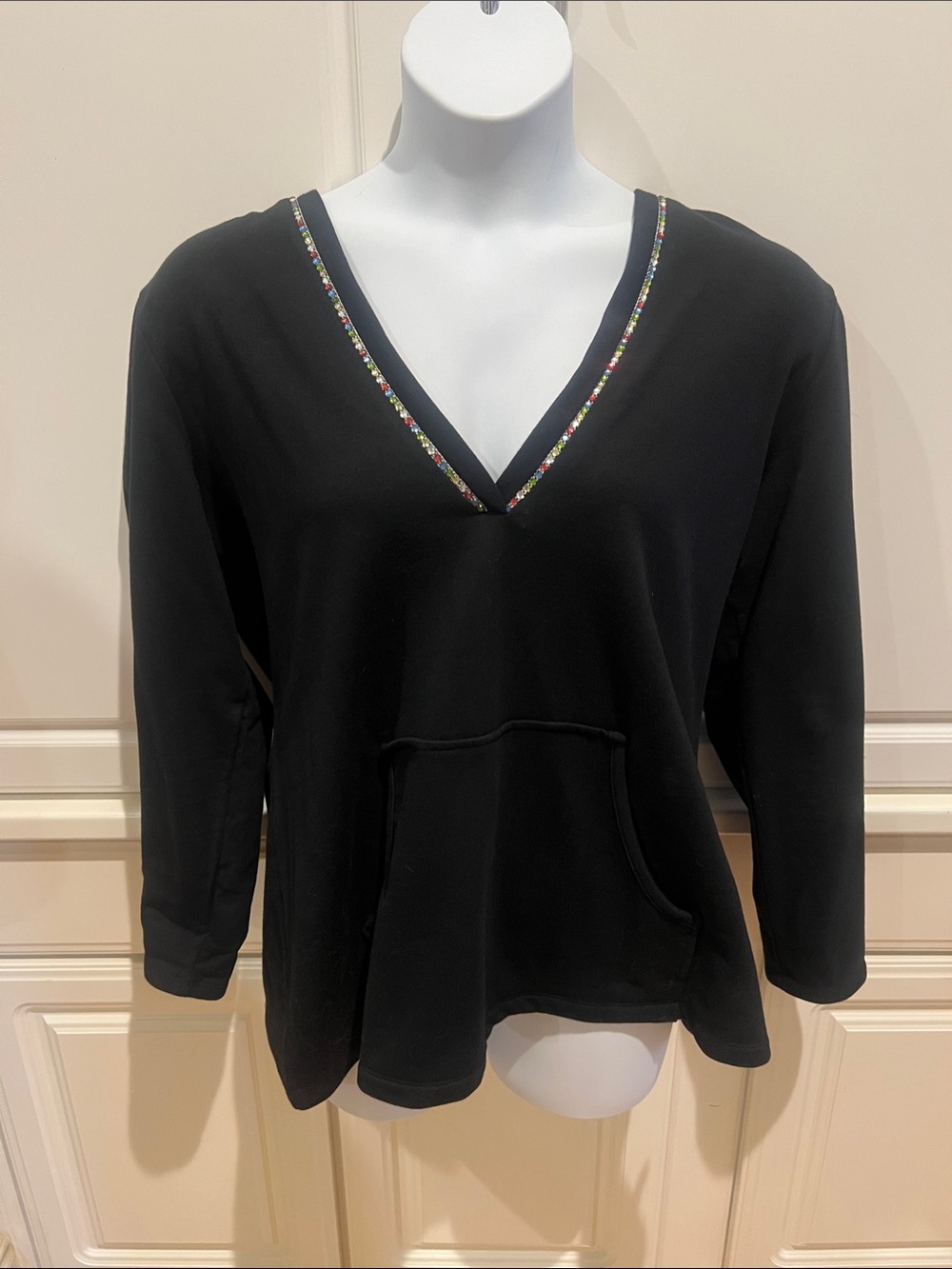 Cozy Black Pullover Hoodie with Front Pocket